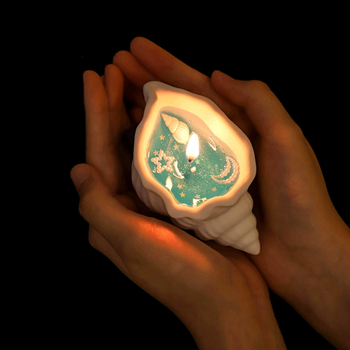 Seashell scented candle
