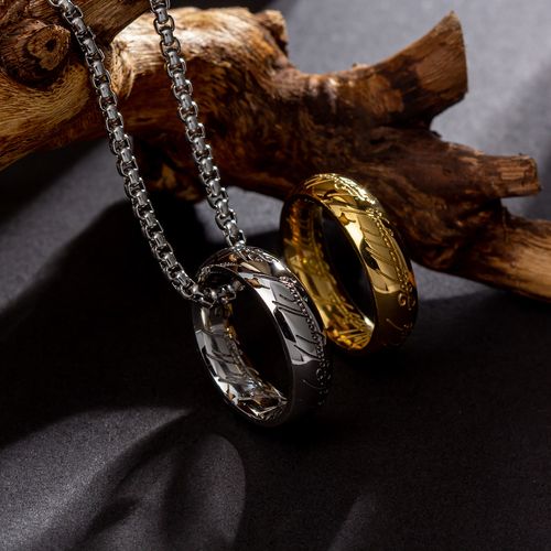 （3 necklaces Silver, gold, black）Pearl chain with pendant of the Lord of the Rings