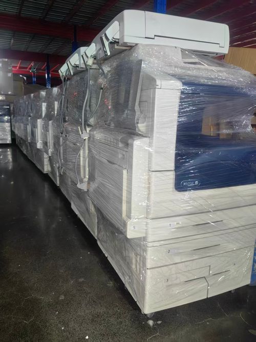 施乐复印机打印复印扫描一体机（Xerox copier, printer, copier, and scanner all-in-one machine）