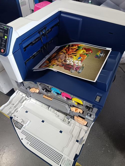 施乐复印机打印复印扫描一体机（Xerox copier, printer, copier, and scanner all-in-one machine）
