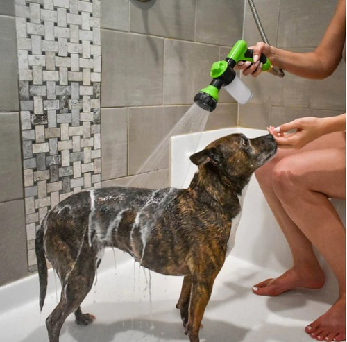 😍Multi-in-one pet bath spray comb 🐕high pressure car wash💦 watering spray gun🌷