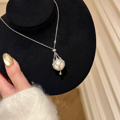 ✨Pearl & Gemstone Lavalier Pendant