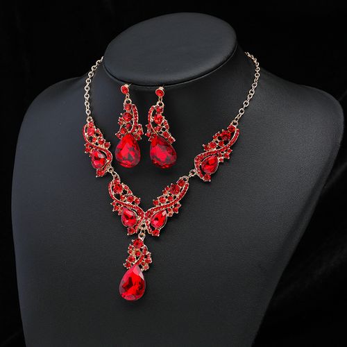 High-end luxury jewelry suite
