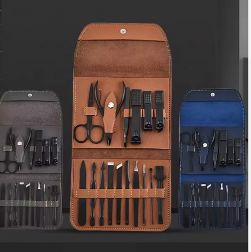 Professional Stainless Steel Nail Clipper Travel Grooming Kit Nail Tools of 16pcs with Leather Case Manicure Pedicure Set