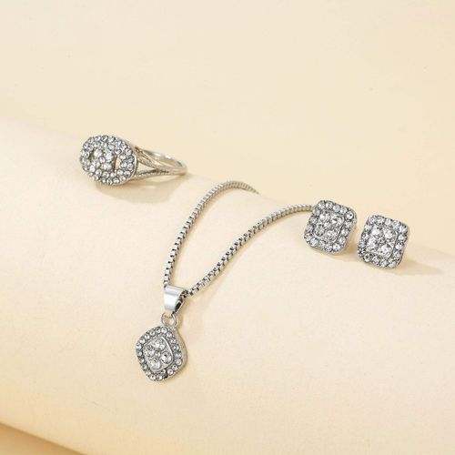 Luxury-Style Diamond-Inlaid Alloy Geometric Jewelry Set Versatile Ring Earrings Necklace-Fashionable Simple Jewelry Set