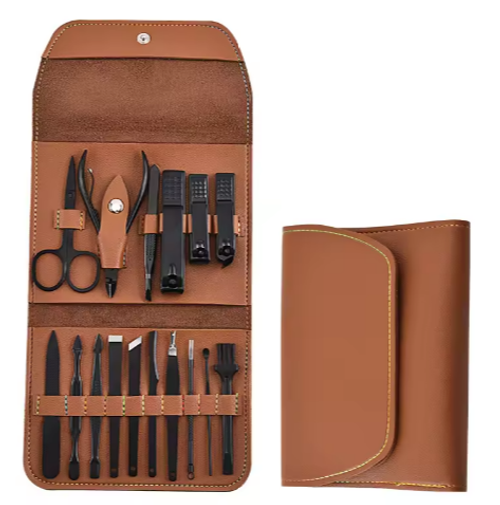 Professional Stainless Steel Nail Clipper Travel Grooming Kit Nail Tools of 16pcs with Leather Case Manicure Pedicure Set