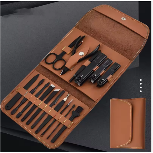 Professional Stainless Steel Nail Clipper Travel Grooming Kit Nail Tools of 16pcs with Leather Case Manicure Pedicure Set