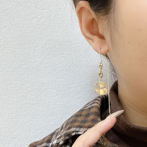 Fashionable diamond cat's eye geometric earrings, new Chinese style light luxury high-end earrings, face-slimming niche earrings