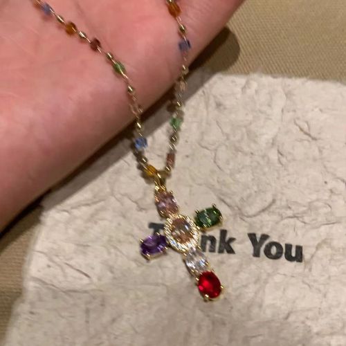 Color Cross Contrast Crystal Necklace Female Superflash Zircon Clavicle Chain Gift Featuring Pearl Design Niche Sense