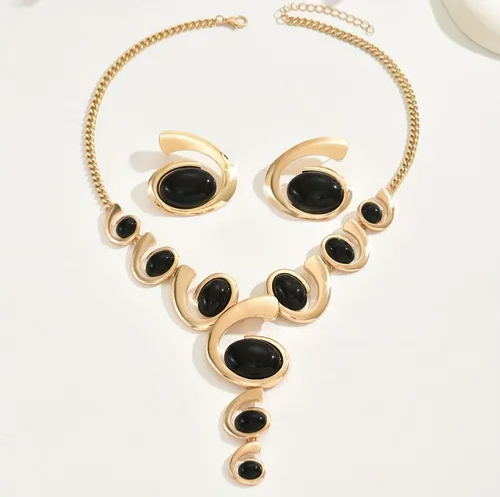 Oval Snail-Shaped Link Necklace and Earring Set Vintage Exquisite Exaggerated Style