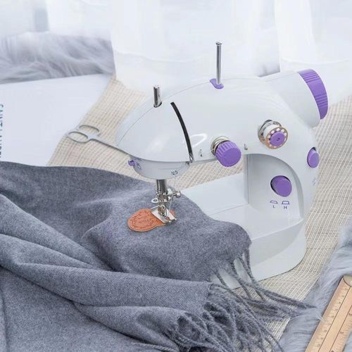 Mini máquina de costura portátil multifuncional doméstica e acessórios de costura