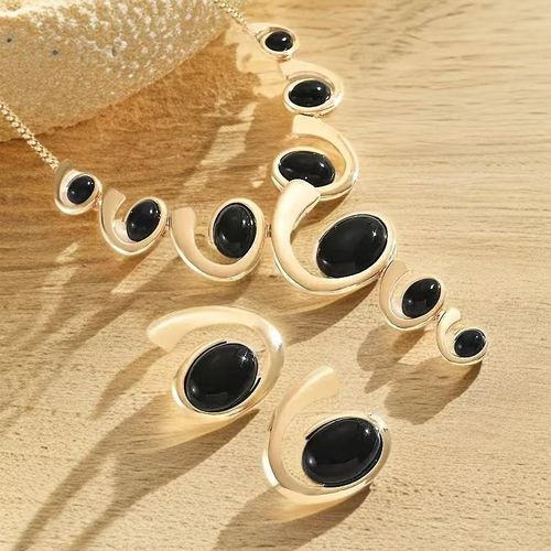 Oval Snail-Shaped Link Necklace and Earring Set Vintage Exquisite Exaggerated Style