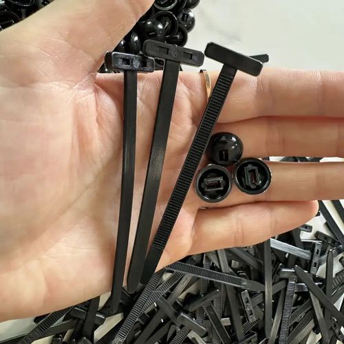 Upgraded Nylon Universal Cable Tie Buckle Heavy-Duty Self-Locking UV-Resistant Black Zip Ties for Car and motorcycle Repairs (100 pieces per pack)