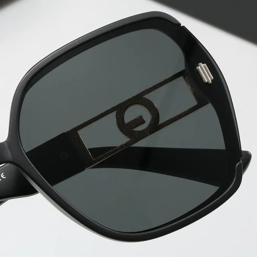 Sunglass