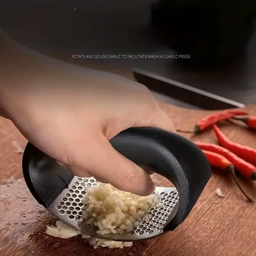 Black stainless steel manual garlic cutter vegetable cutter kitchen pounding and pressing gadget