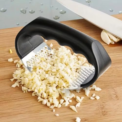 Black stainless steel manual garlic cutter vegetable cutter kitchen pounding and pressing gadget