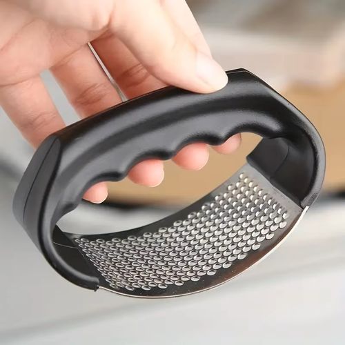 Black stainless steel manual garlic cutter vegetable cutter kitchen pounding and pressing gadget