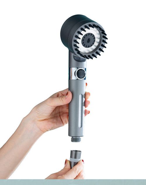 Duche de alta pressão com forte fluxo de água mesmo no último andar, com função de massagem e filtro para impurezas da água, tornando o banho um verdadeiro prazer.