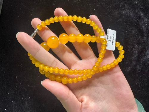 Yellow bead necklace