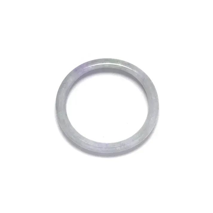 Lavender colored oval shaped jadeite jade bangle