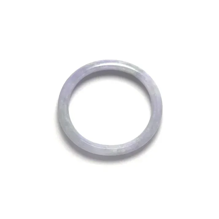Lavender colored oval shaped jadeite jade bangle