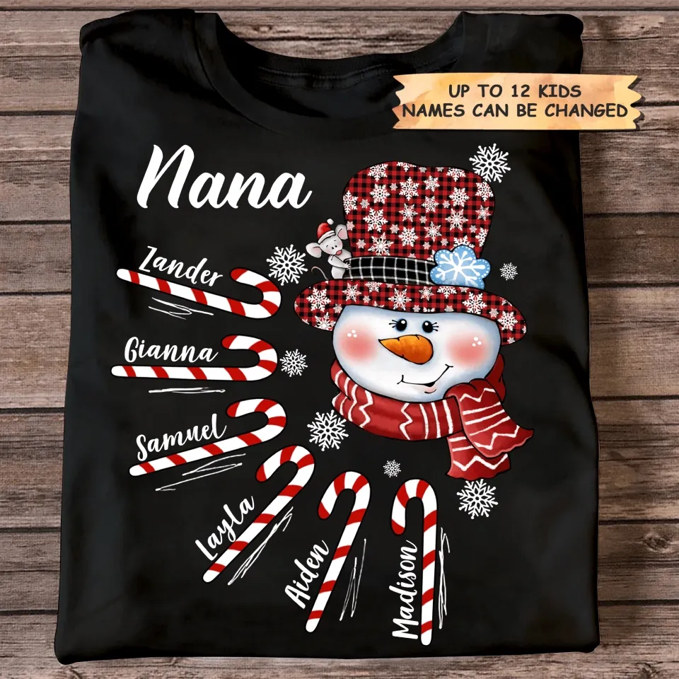 Personalized T-shirt - Gift For Grandma - Grandma's Sweethearts