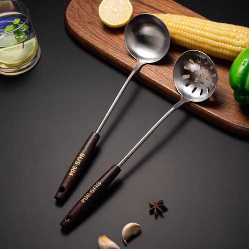 Manufacturer Wholesale Multi Functional Kitchenware Set With 304 Stainless Steel Material and Wooden Handle Kitchenware Set