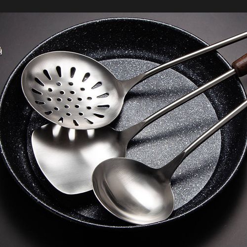 Manufacturer Wholesale Multi Functional Kitchenware Set With 304 Stainless Steel Material and Wooden Handle Kitchenware Set