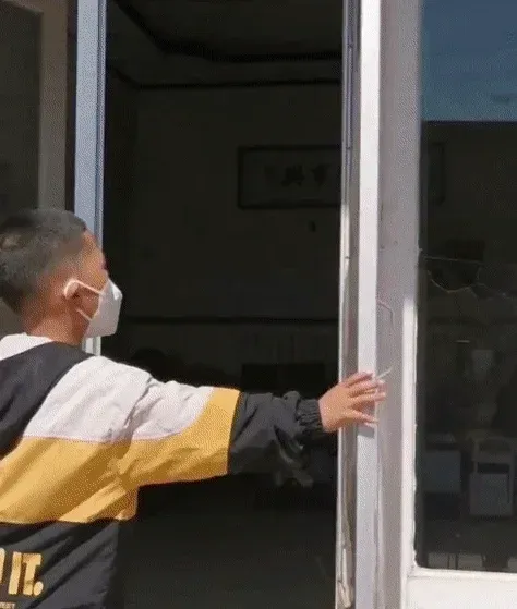 🔒🚪 | Heavy Duty Self-Closing Hinges for Doors---- 4PCS 4-Inch Automatic Closing Spring Hinge