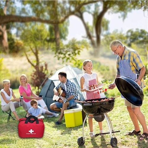 Red First Aid Kit, Empty Travel Rescue Bag, First Aid Kit, First Aid Kit, First Aid Kit, Suitable for Cars, Homes, Offices, Kitchens, Sports, Outdoors (Red, with Folder)