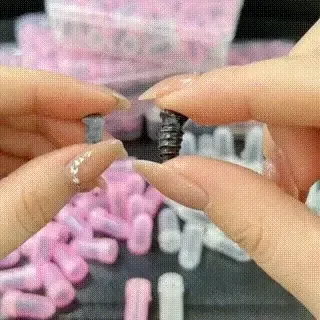 🔥Tire Repair Rubber Plug Set, two sizes, screw-in tire repair plugs, comes with box and screwdriver, quick DIY tire repair tool, 21 tire repair plugs per set. 🚚