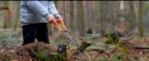 Manual Chain Saw - Survival Pocket Chainsaw with Bag | Manganese Steel 63.5cm Folding Tree Saw with Bidirectional Teeth, a Must-Have for Camping Gear, Survival Gear, or Emergency Setups