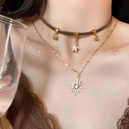 New Double-Layer Sunflower Necklace - Layered Boho Retro Sunflower & Star Necklace for Women | Light Luxury Elegant Necklace, Versatile Collar Chain & Sweater Chain