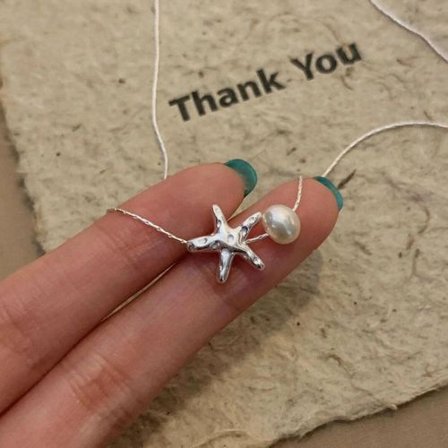 Starfish Pearl Necklace for Women - Sexy & Stylish Dainty Collarbone Chain | Luxury Minimalist Design with Unique Elegance