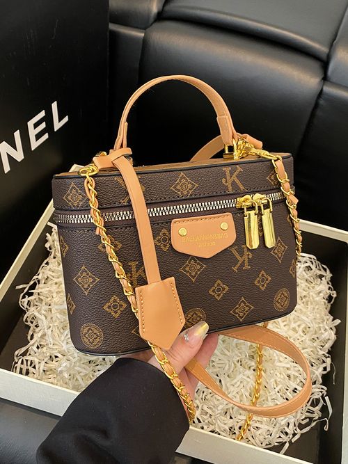2025 New Brown Women's Handbag - Stylish Retro Box Chain Small Square Bag | High-End Versatile Crossbody & Shoulder Bag with Timeless Charm