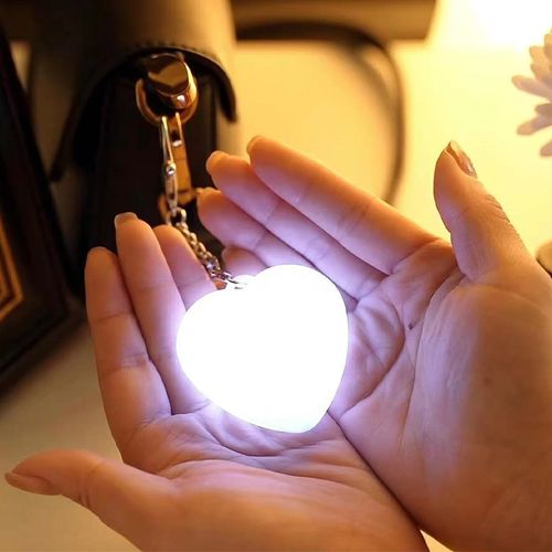 Unique Heart Light Keychain Gift | Adorable Mini Purse Night Lamp for Her | Creative & Portable Present, Birthday Idea