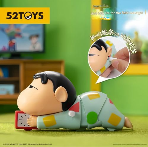 Wind-Up Crawling Baby Soother Toy - Calming Motion Figure to Entertain Kids, Interactive Desk Decor with Hand-Powered Play