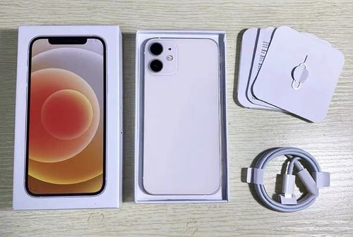Nearly brand-new iPhone 12 – unopened and unactivated (99% new stock machine)4GB+128GB.