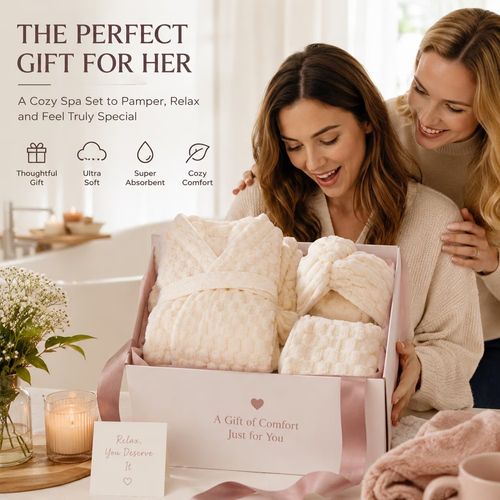 This 3-piece wearable bath towel spa care set includes: 1 wearable bath towel, 1 hand towel, and 1 hair drying cap.