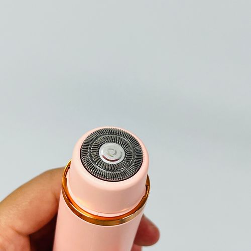 Wireless and waterproof 2 - in - 1 wet-dry electric body hair trimmer