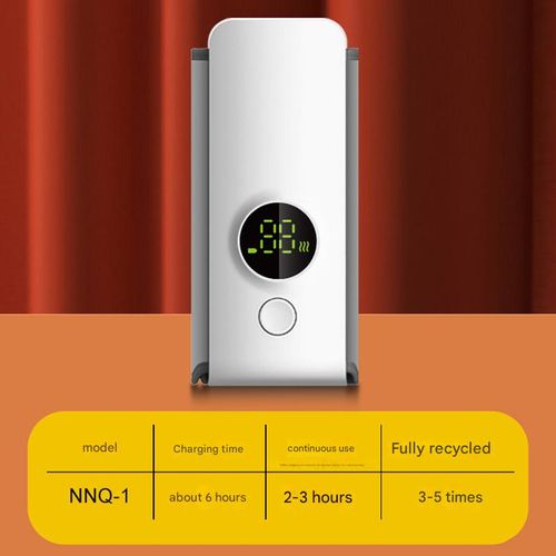 Say goodbye to cold water for mixing formula! This mini bottle warmer lets you keep your baby warm even when you're out and about.