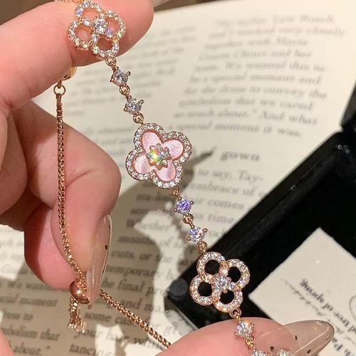 Exquisite Pink Floral Bracelet | Alloy, Light Luxury Design, Fashionably Versatile.
