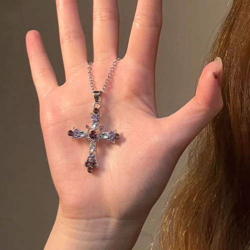 Creative Personalized Sweet Cool Style Cross Necklace for Women - Heavy Industry Diamond Embedded Clavicle Chain, Alloy Material, Light Luxury Versatile