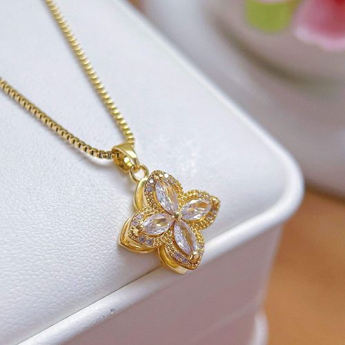 Creative & Personalized Convertible Heart-to-Heart Openable Clover Necklace - Mixed Gemstone Inlaid Pendant, Light Luxury Style, Fashionable & Versatile