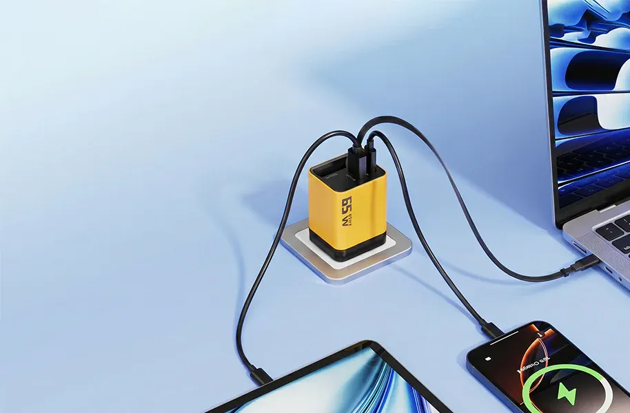 120W Fast Charging Phone Charger Block with Retractable 80cm Type-C Cable