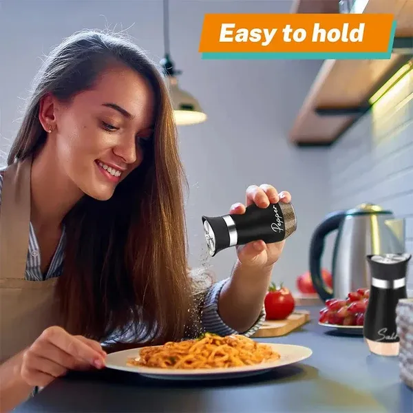 Stainless Steel Spice Shaker, Small Penguin Seasoning Bottle for Salt & Pepper