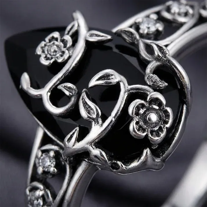 Bohemian Vintage Floral Vine Ring