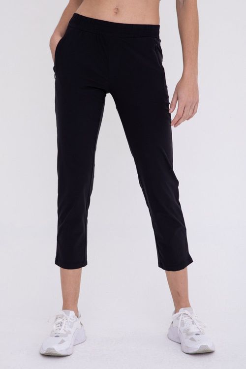 MONO B Nylon Blend Active Capri Pant