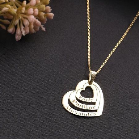 Collier personnalisé avec cœur gravé