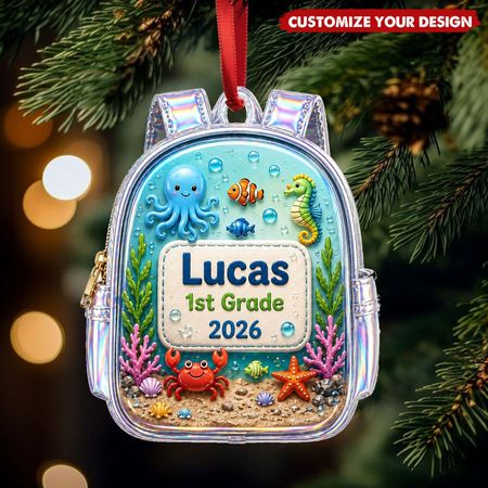 Ornement de Noël personnalisé en acrylique en forme de sac à dos – Thème océan avec prénom, classe et année 2026